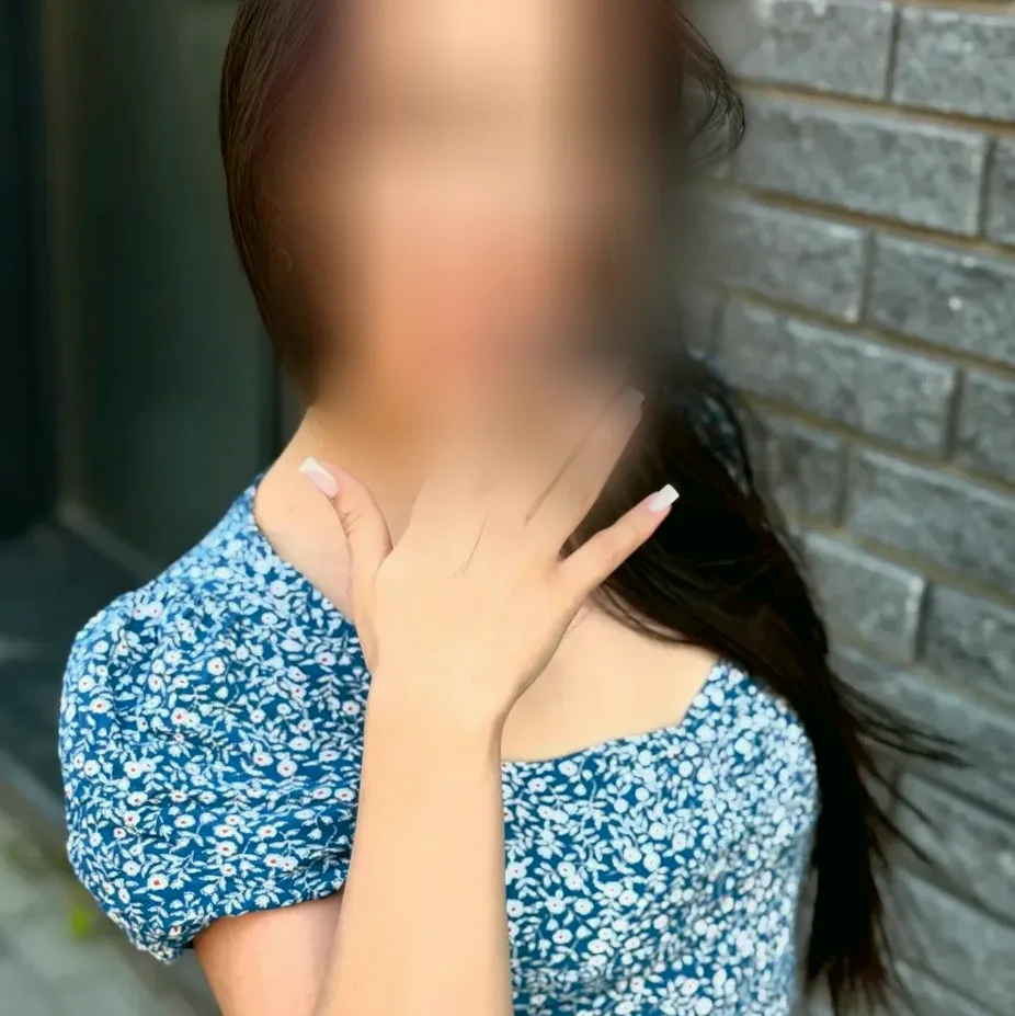 Anna, 22