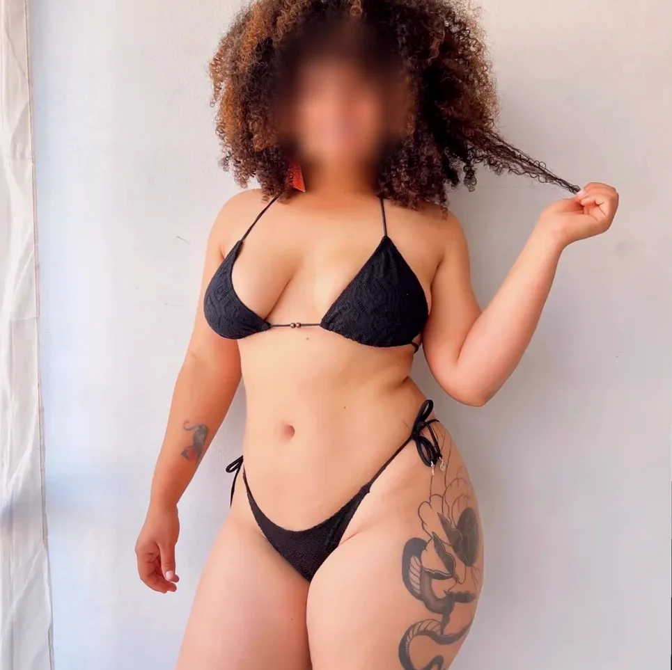 Antonia, 30