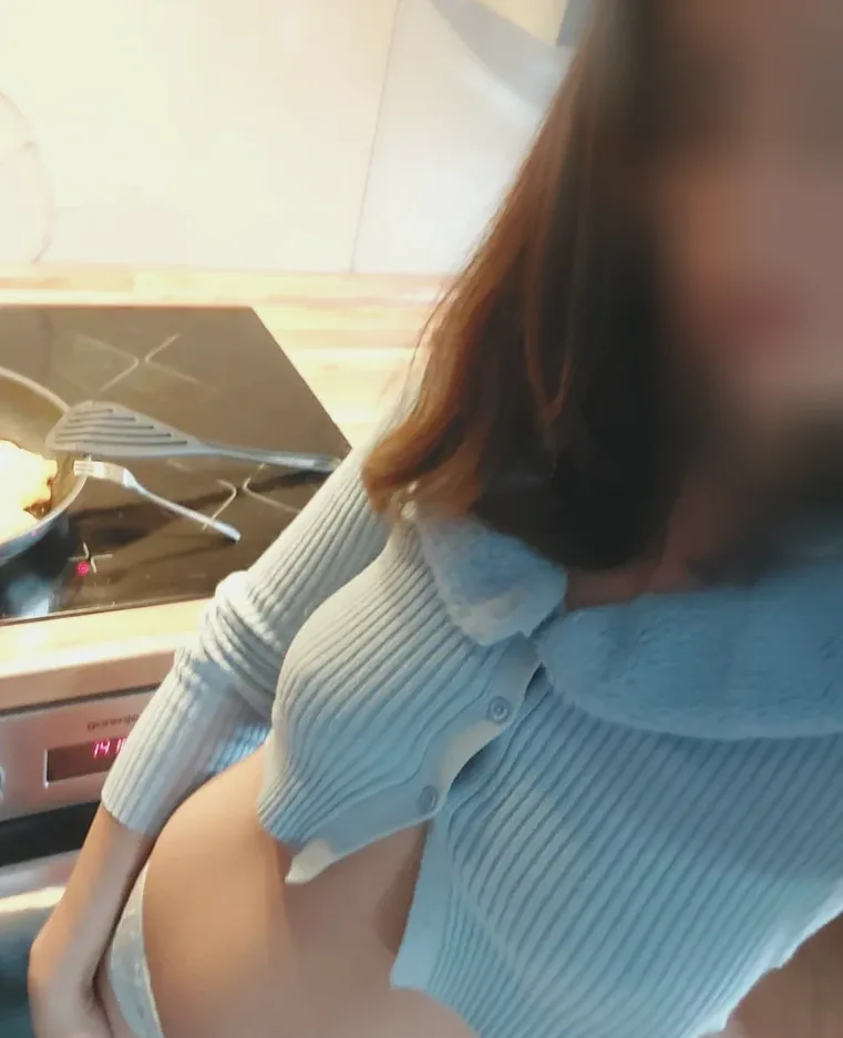 Diana, 28