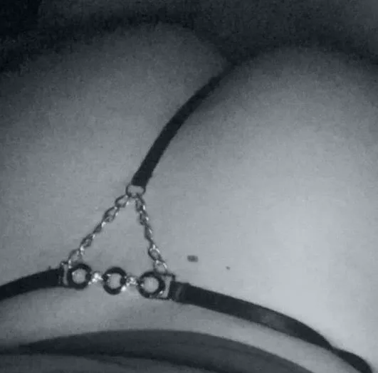 Diana, 34