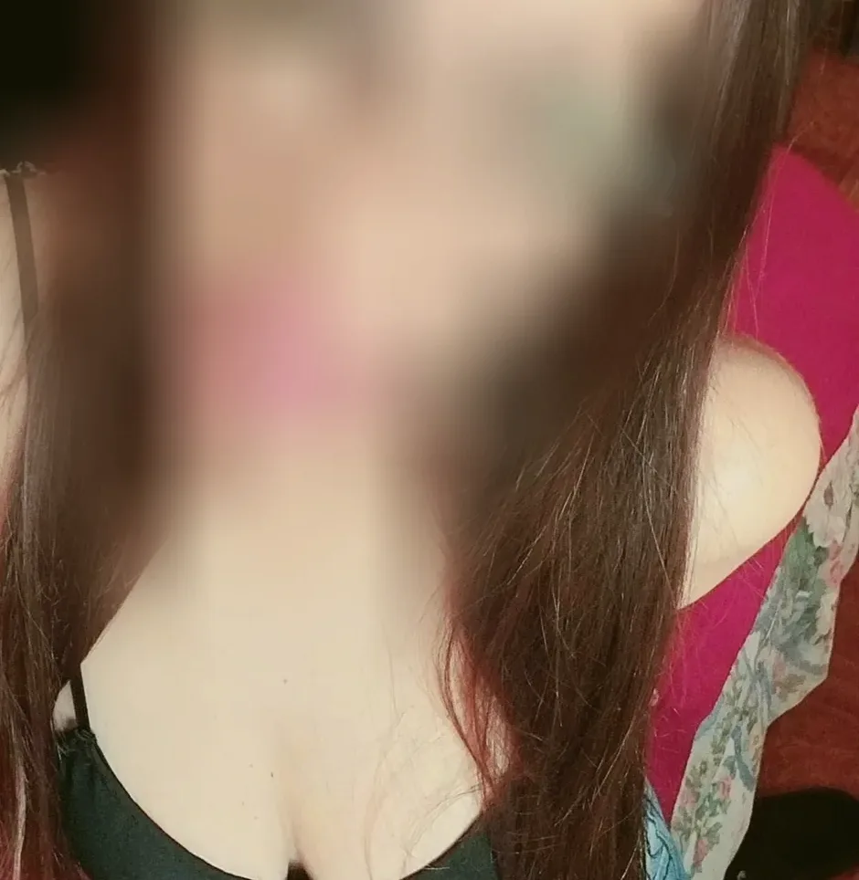 Romy, 37